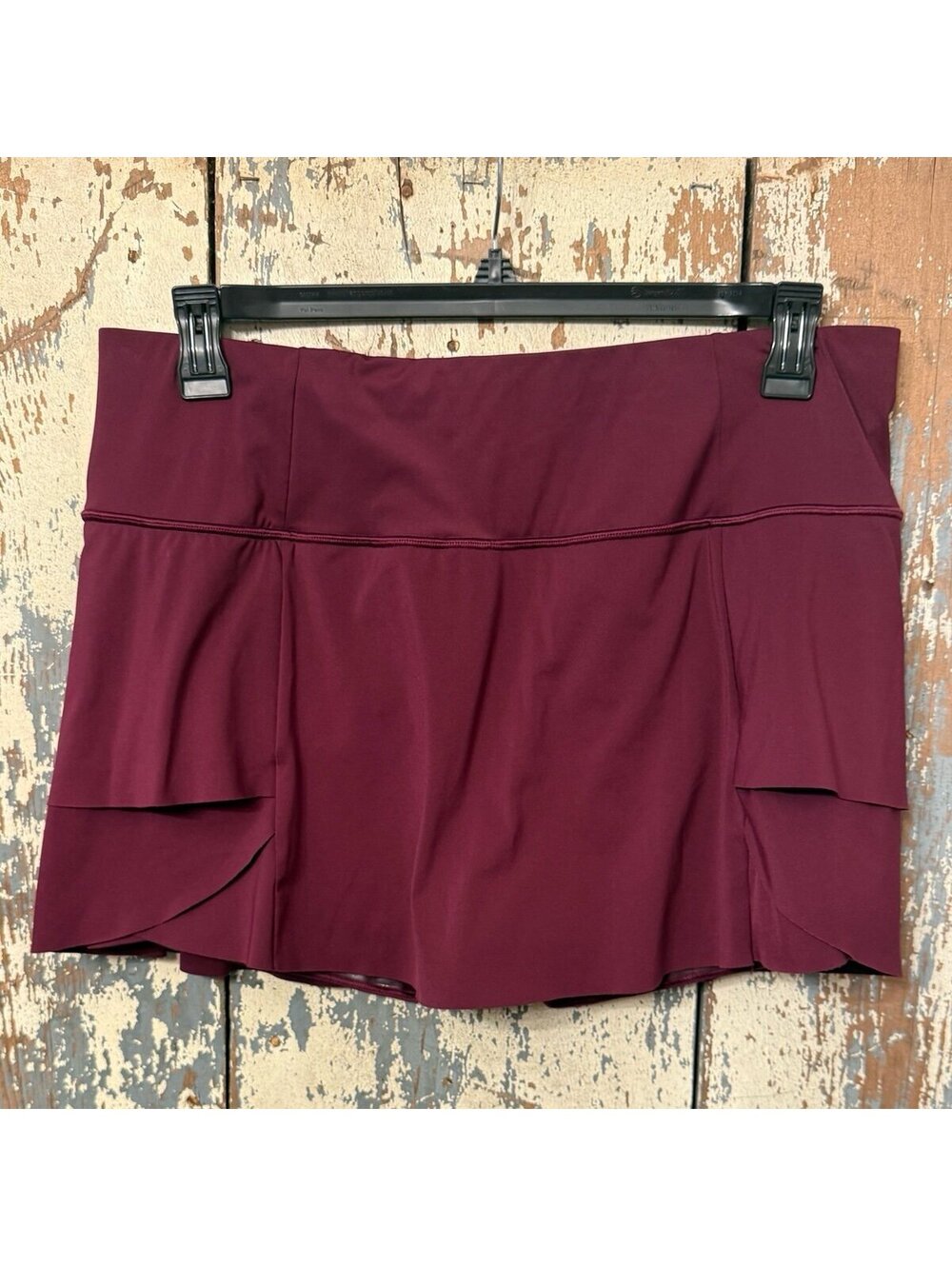 Athleta Momentum Skort deep plum size Large